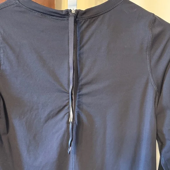 Lululemon Run Warm Up Crew Sweatshirt Sz 4 Black Power Luxtreme Waist Length 481 - Picture 5 of 7